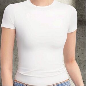 White Pumiey Short Sleeve Top